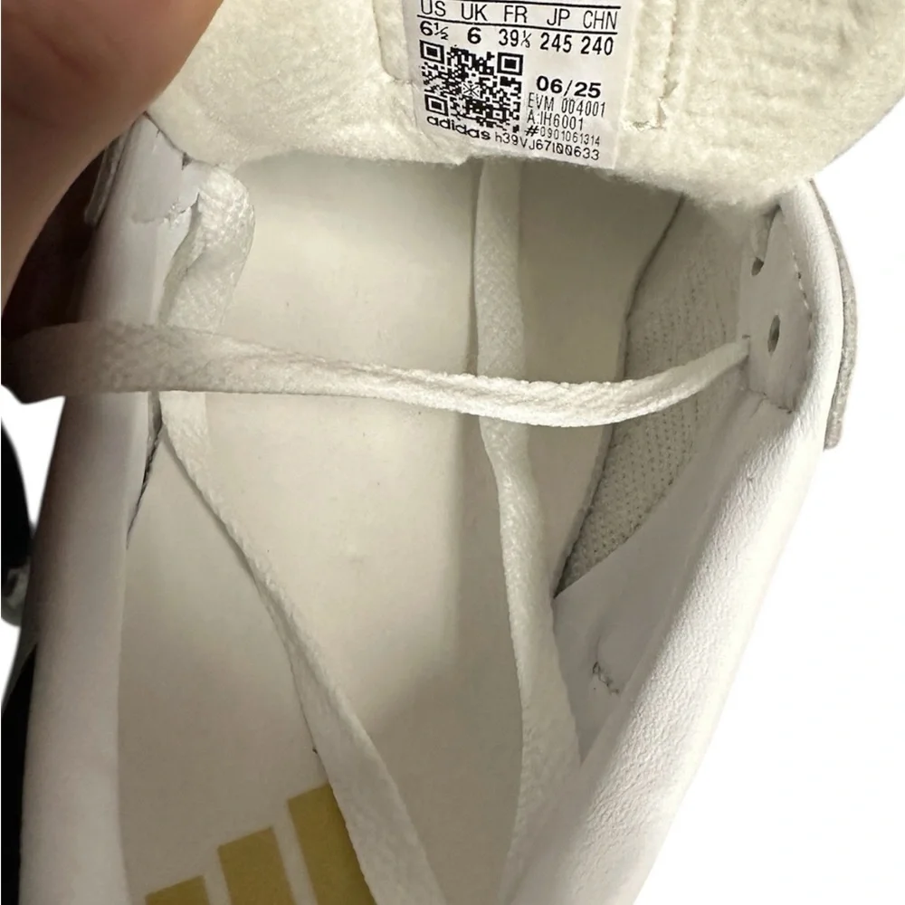 Adidas Samba OG Sneakers - Picture 10 of 10